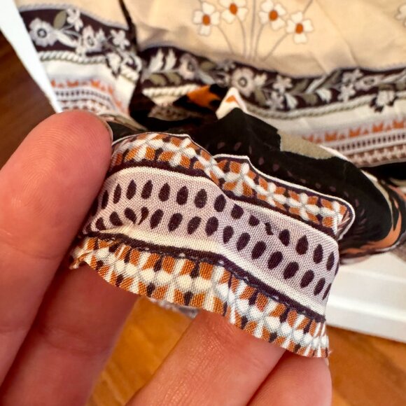 Gorgeous hippie / boho / gypsy floral maxi skirt with tassels - NEW WITH TAGS - Picture 3 of 6